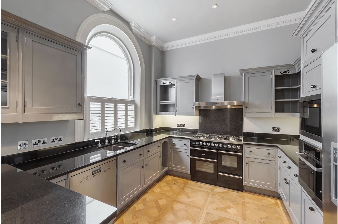 www.House-Renovation.co.uk 2